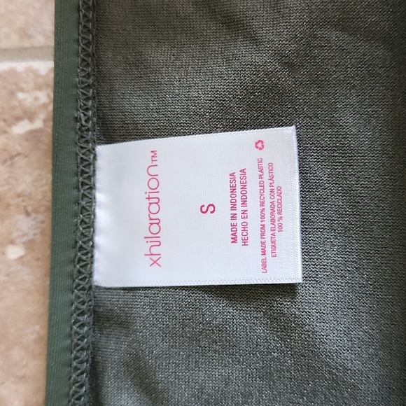 Bikini - Picture 4 of 4